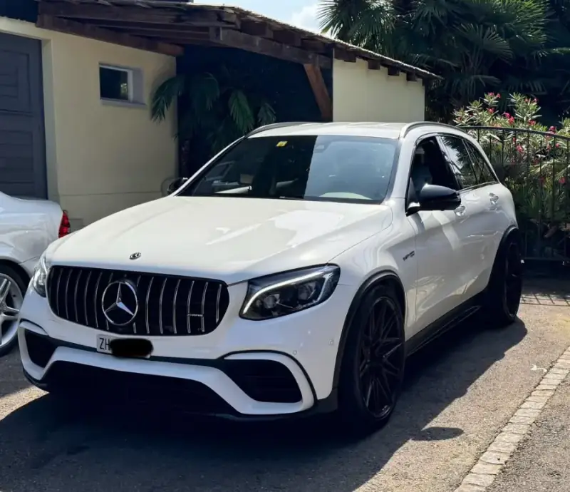 Weisser Mercedes-AMG GLC von Egloff Automobile