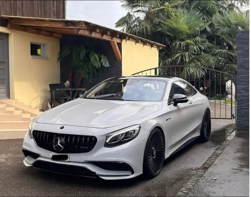 Weisses Mercedes-AMG S-Klasse Coupé von Egloff Automobile