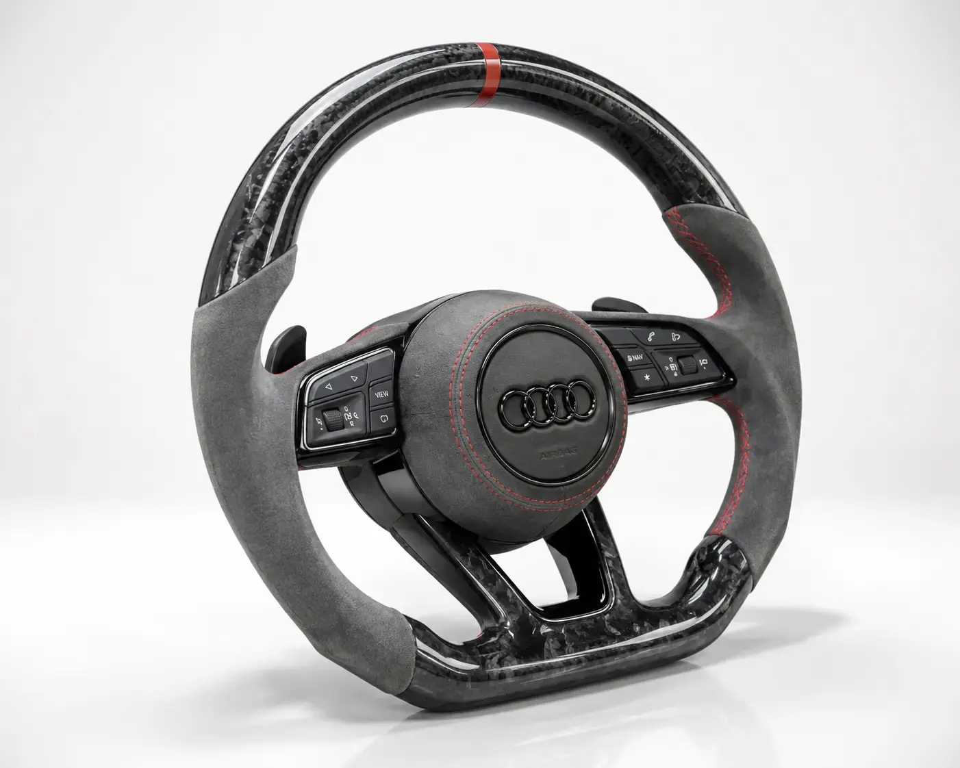 Individuell angefertigtes Audi-Lenkrad mit Carbon und Alcantara